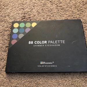 Bh cosmetics pallet